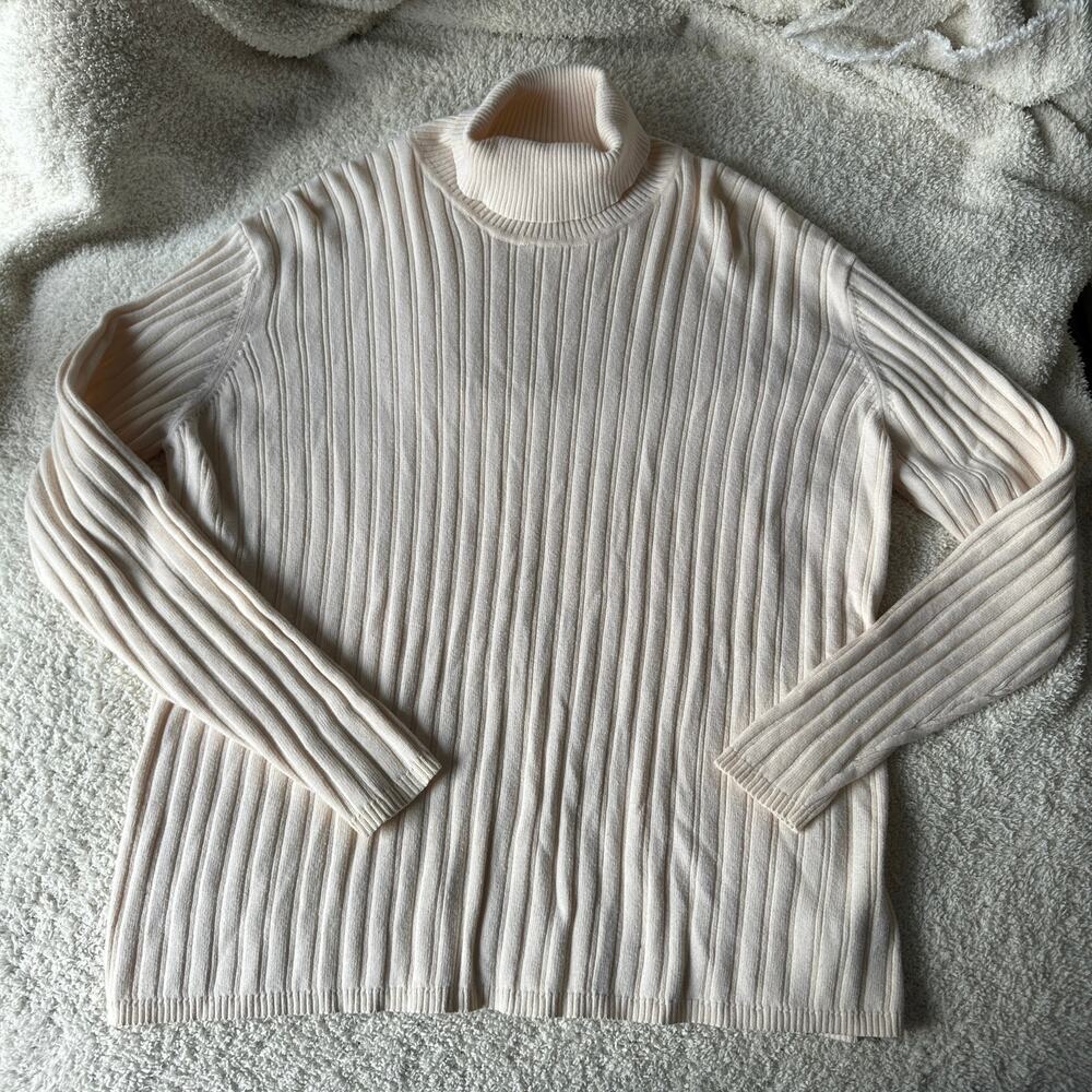 Eddie Bauer 100% Lightweight Turtle Neck Knit Sweater